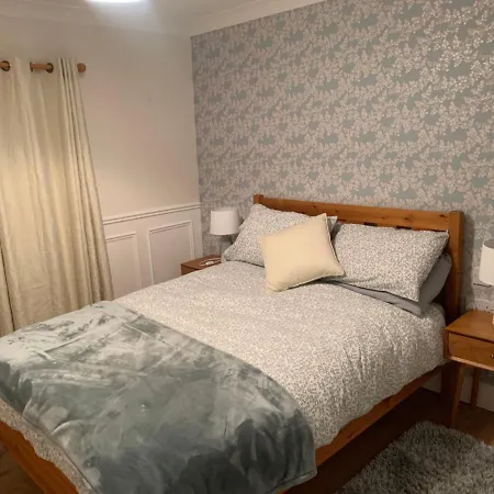 Toms לונגפורד